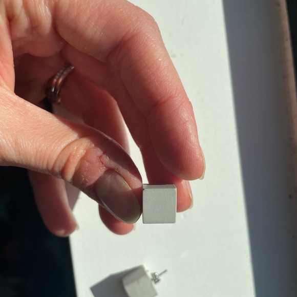 Urban Olive Design Concrete Cube Earrings - Picture 5 of 8